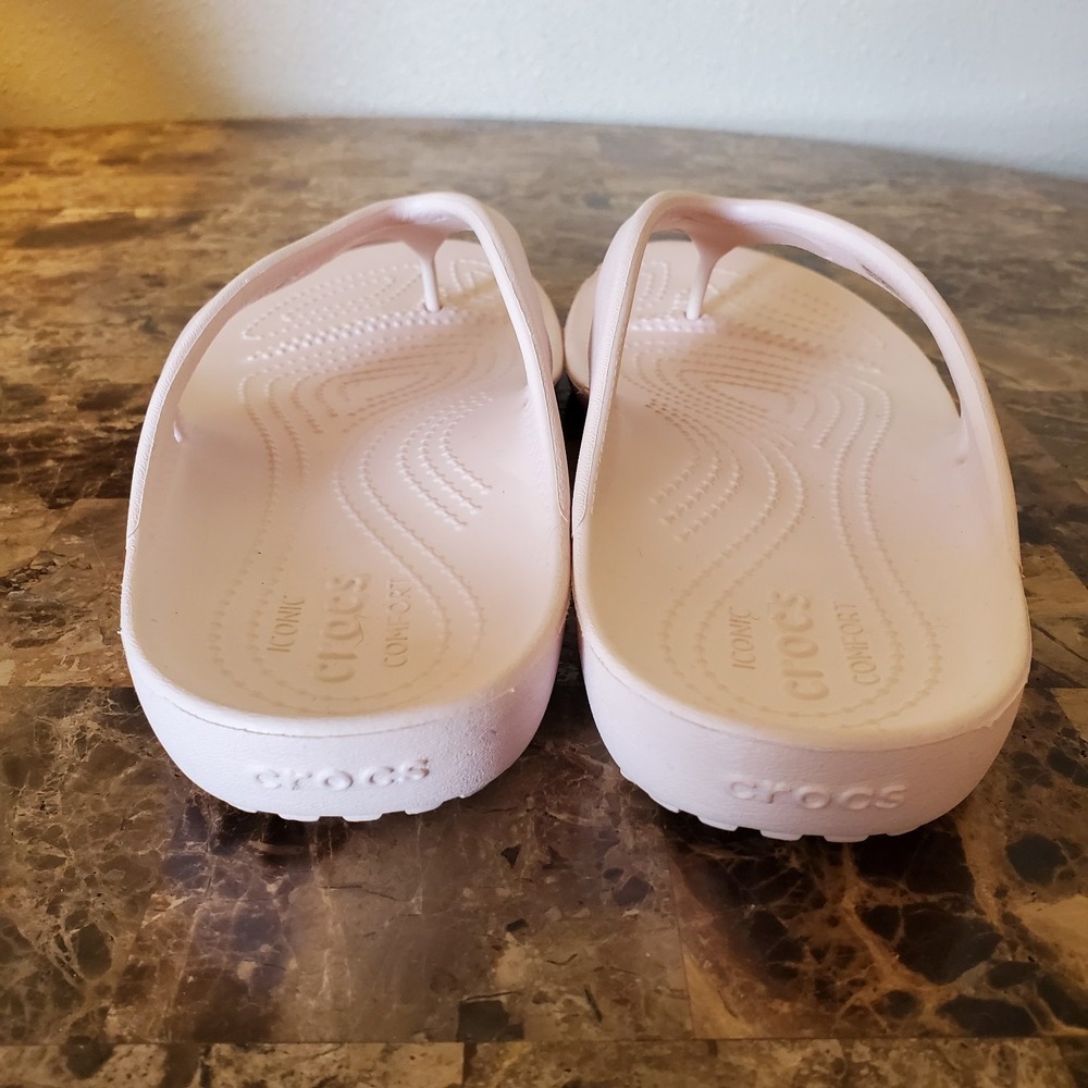 Crocs sz 9 womens pale pink flip flops thong sandals summer beach casual comfort - Picture 8 of 13